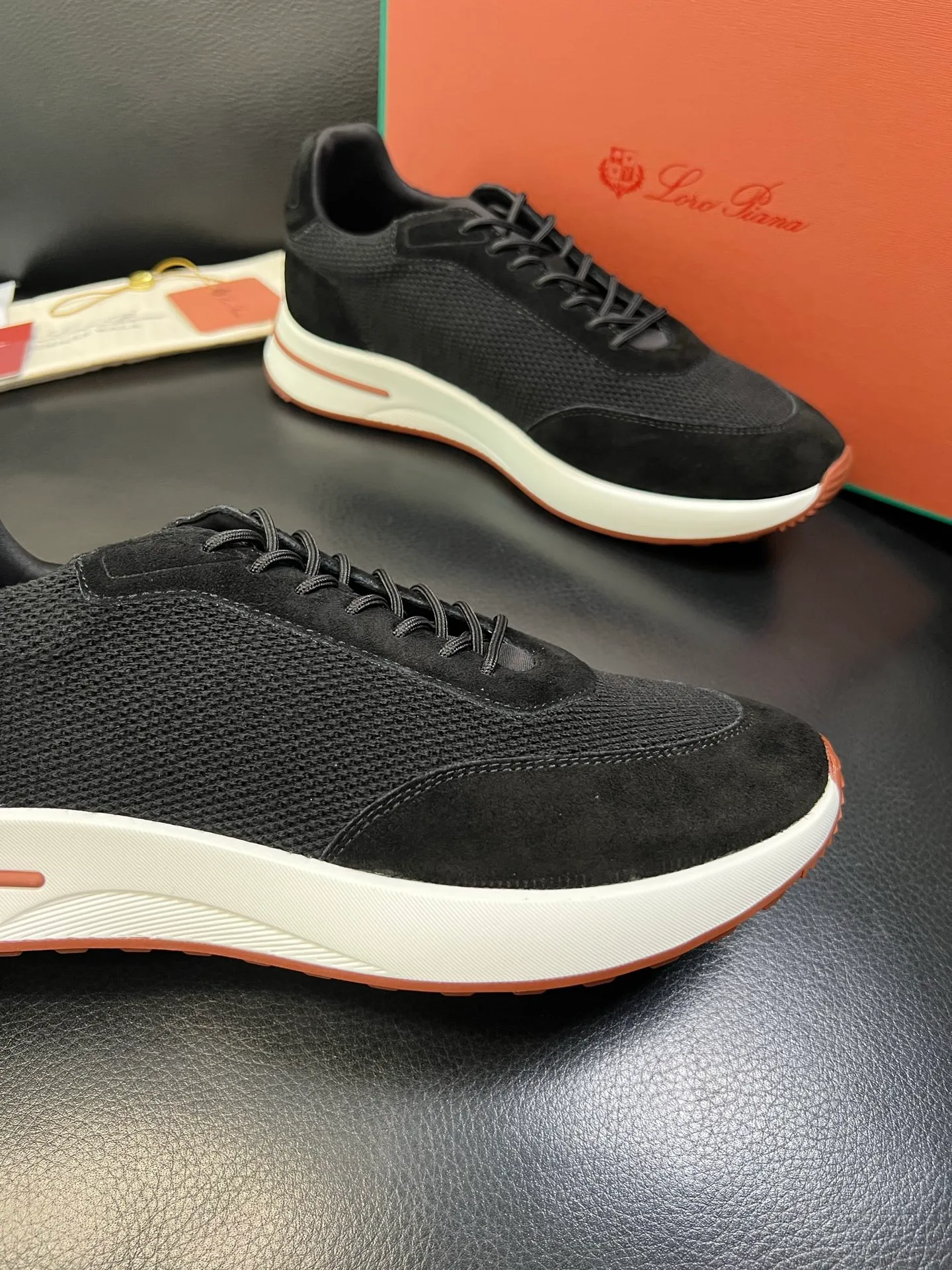 Men's shoes 💰740 Loro Men's shoes 💰iana High-quality top crafts Noyo Piana New product counter synchronized with original factory configuration, uppers imported from Italy cowhide fabric, high-quality splicing technology, soles: original soles specially provided by the original factory, exclusive movable molded soles super comfortable, original factory and single goods, welcome to compare, code number 39-44 (order 38 45 46)
